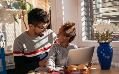 How to Talk to Your Kids About Online Behavior